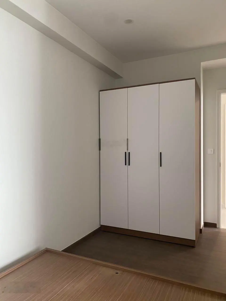 Cần bán căn hộ chung chư Gofl View Lê Phong Bình Dương, 2pn2wc tầng thấp, diện tích 72m2