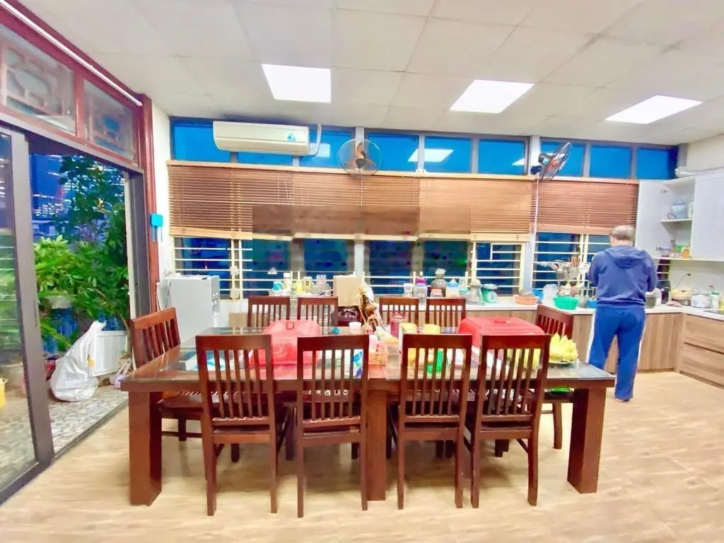 Lõi Ba Đình, Lotte, 54m2 lô góc 6 tầng thang máy, mặt tiền 5.3m nở hậu, 7 chỗ vào nhà - 15.5 tỷ