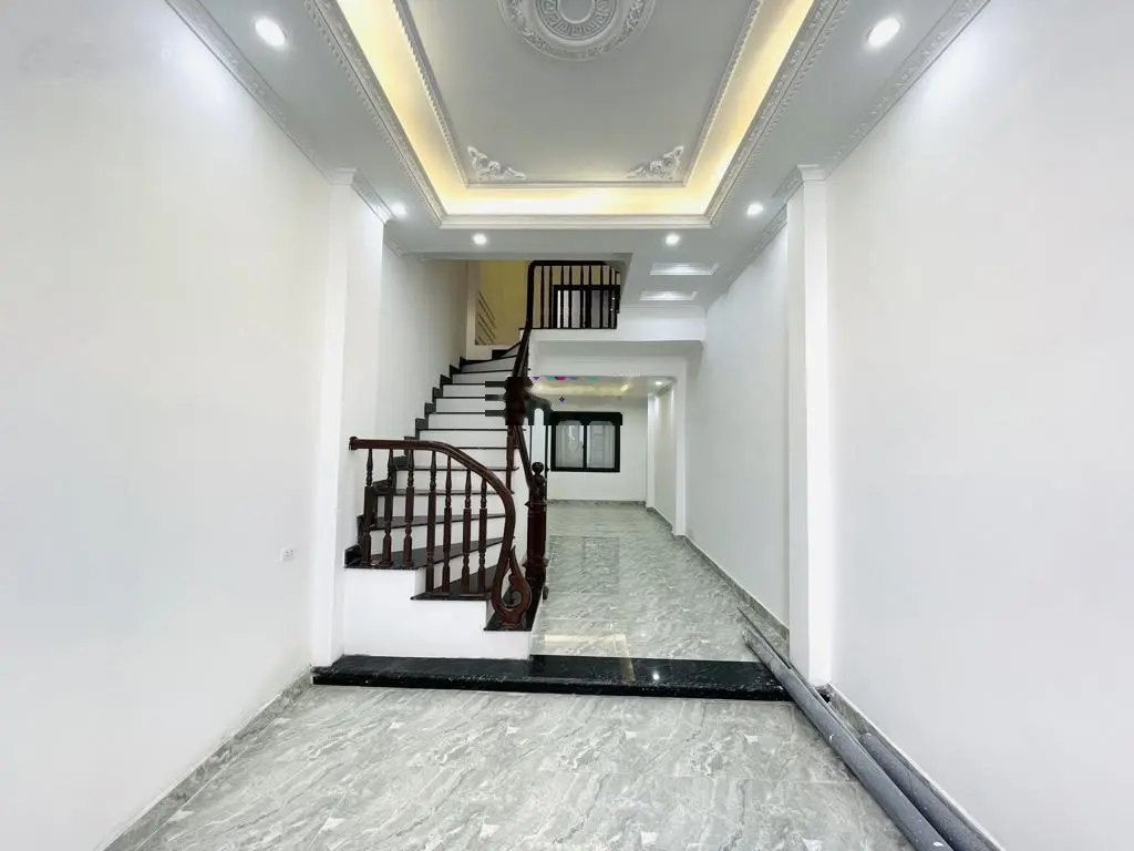Bán nhà ngõ 26 Tả Thanh Oai, 38m 4 tầng xây mới đẹp, hiện đại giá 4,45 có TL