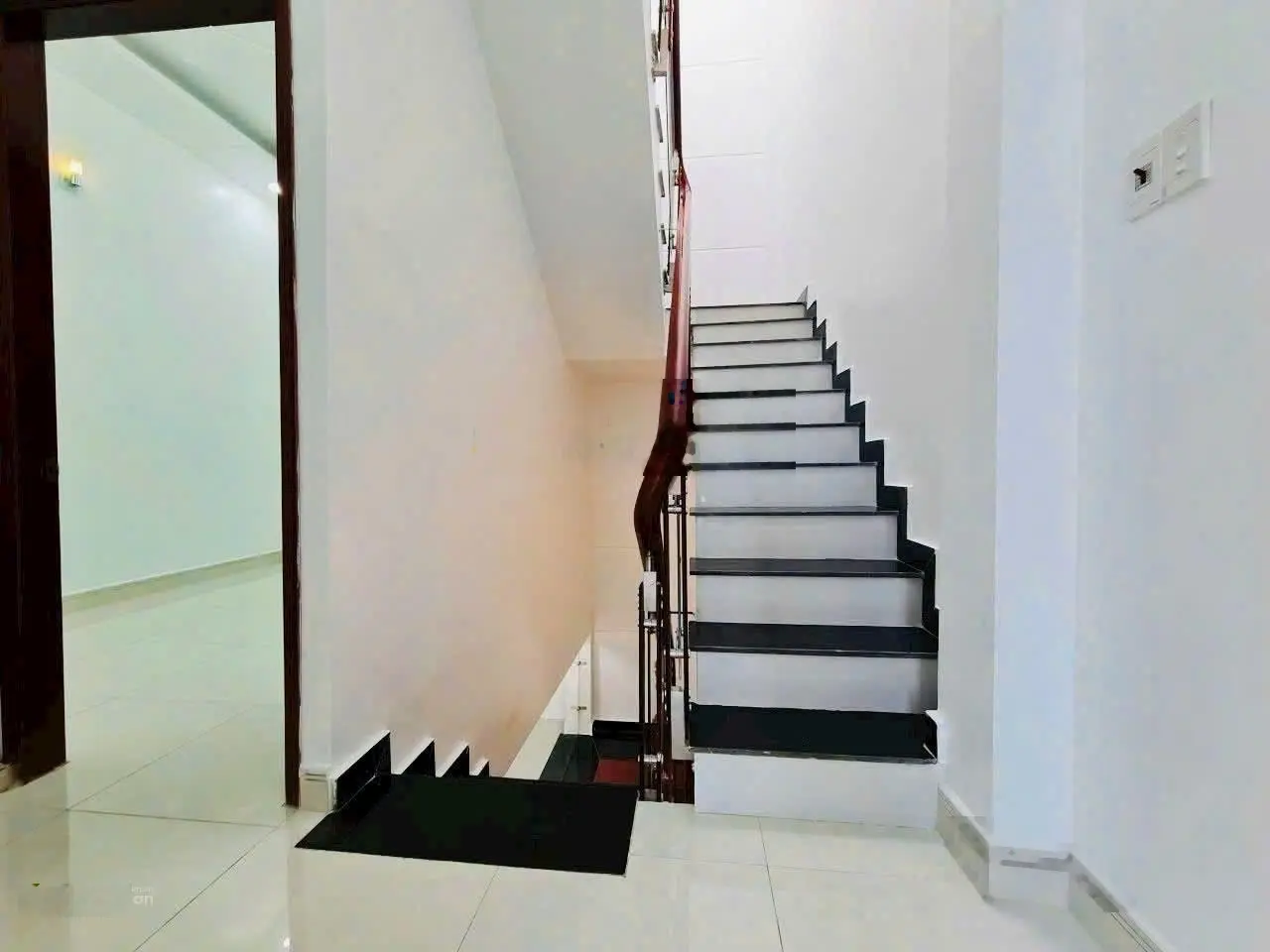 Bán nhà hẻm xe hơi 6m 2177 Huỳnh Tấn Phát, TT Nhà Bè. DT 5x10m 3 tầng. Giá 4.99 tỷ