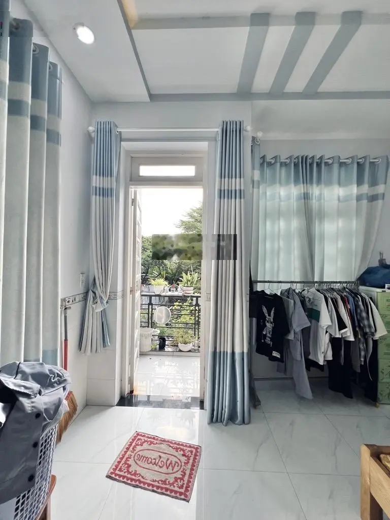 Tân Bình - chưa tới 100 triệu/m2 chuẩn nhà phố 4mx19m - 3 tầng 76m2 KLG - đường nhựa 12m