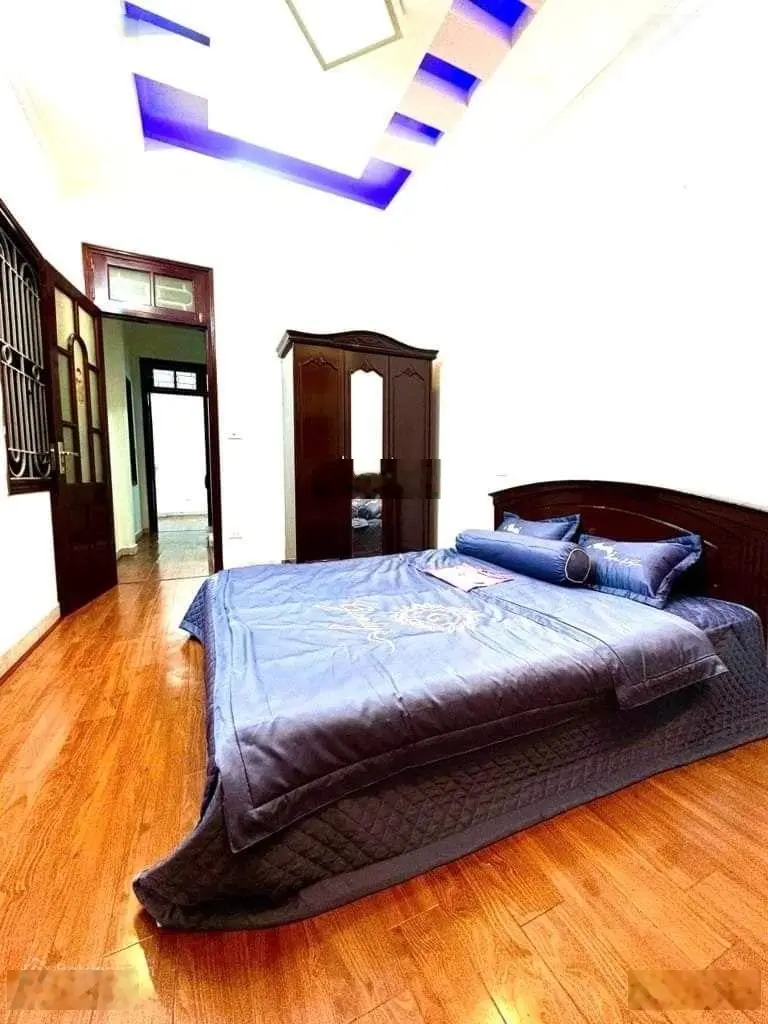 Nhà nguyễn trãi , ngã tư sở, 70m, 5 tầng, 11.5 tỷ. ô tô vào nhà