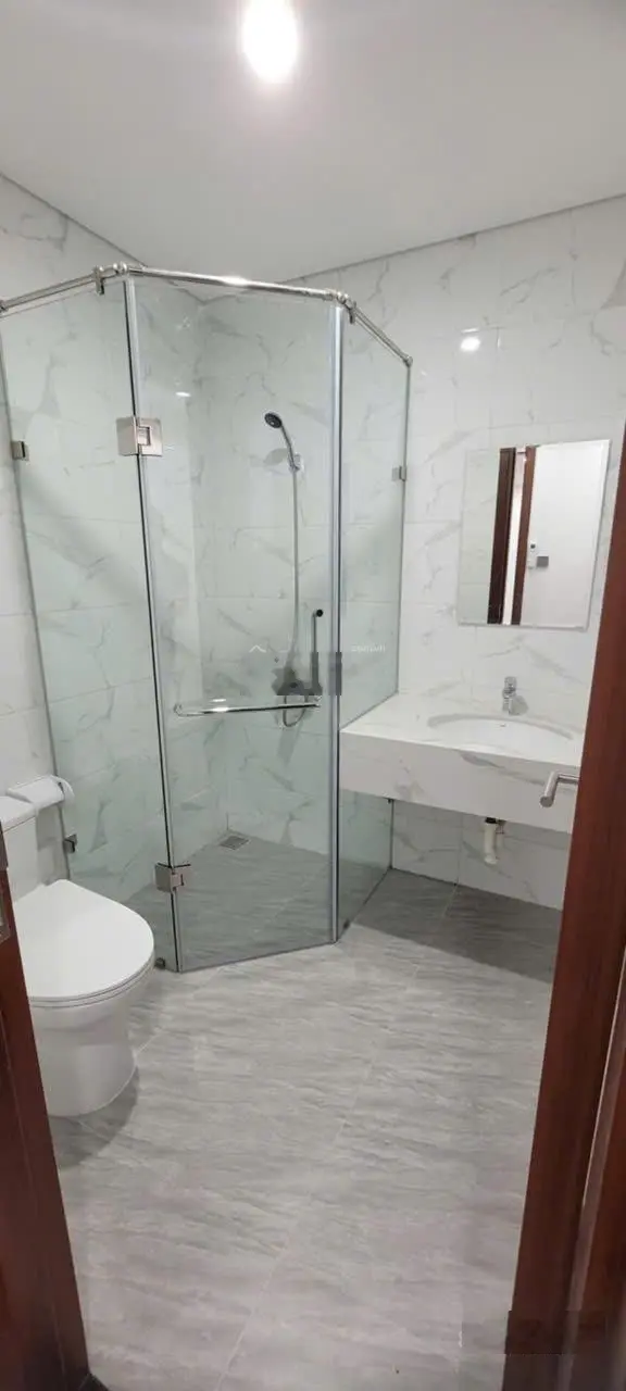 Chính chủ gửi bán CH 71m2 siêu rẻ đẹp + siêu mới KĐT Việt Hưng, giá Siêu tốt Phương Đông Green Home