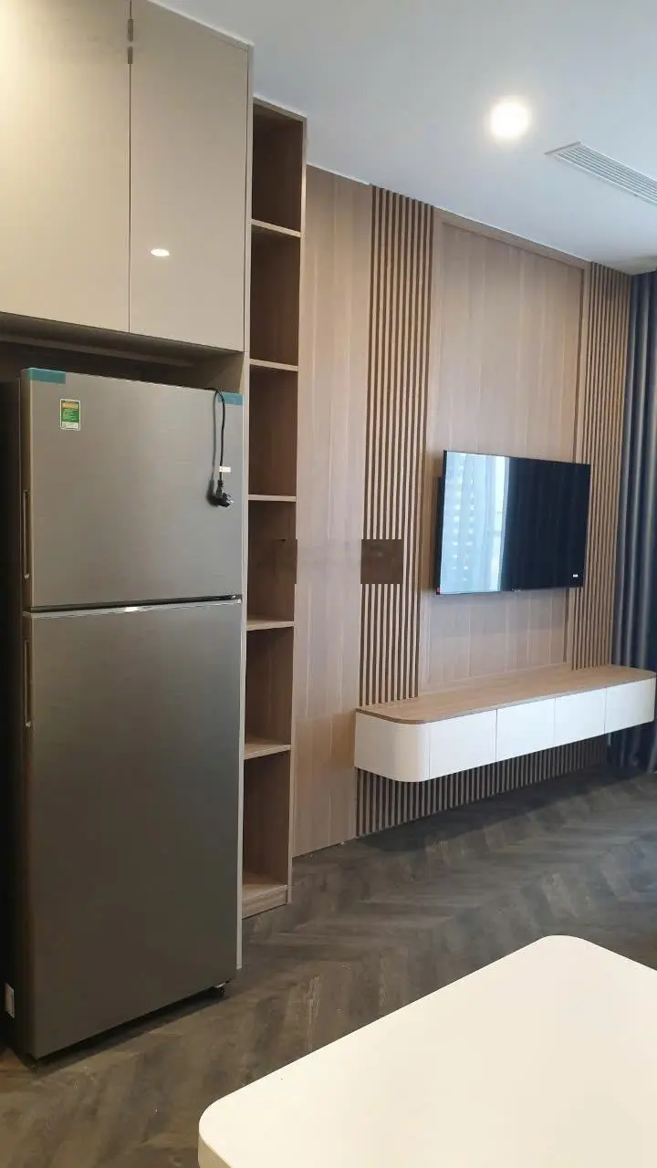Chính chủ cần bán 2 căn chung cư Vinhomes Sky Park 52m2, có logia, FULL nội thất, FULL tiện ích