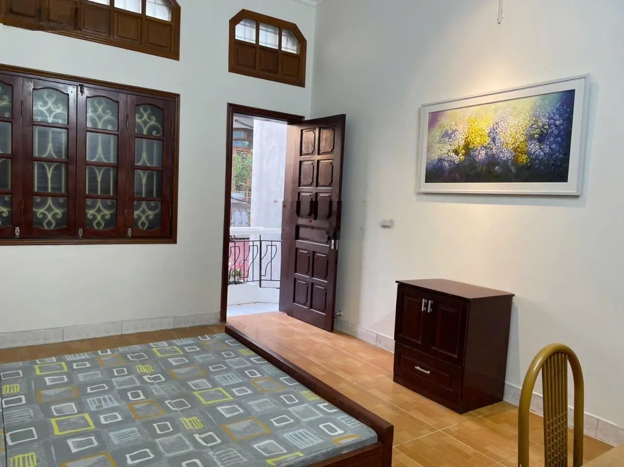 Chính chủ bán căn hộ 3 tầng phố Lãng Yên ô tô tránh