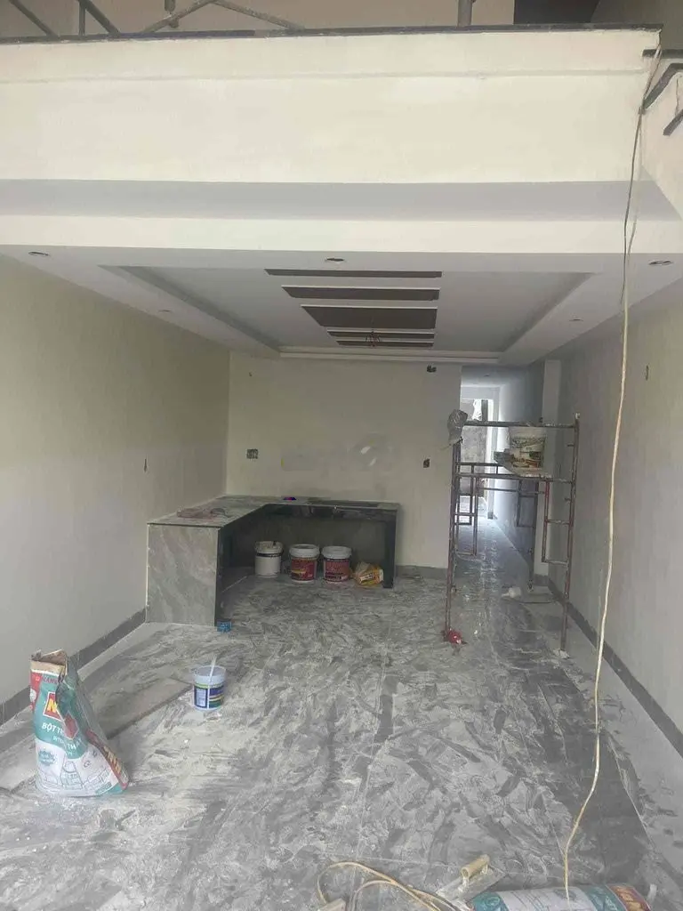 nhà gác lửng đúc mới xây có 3 phòng ngủ