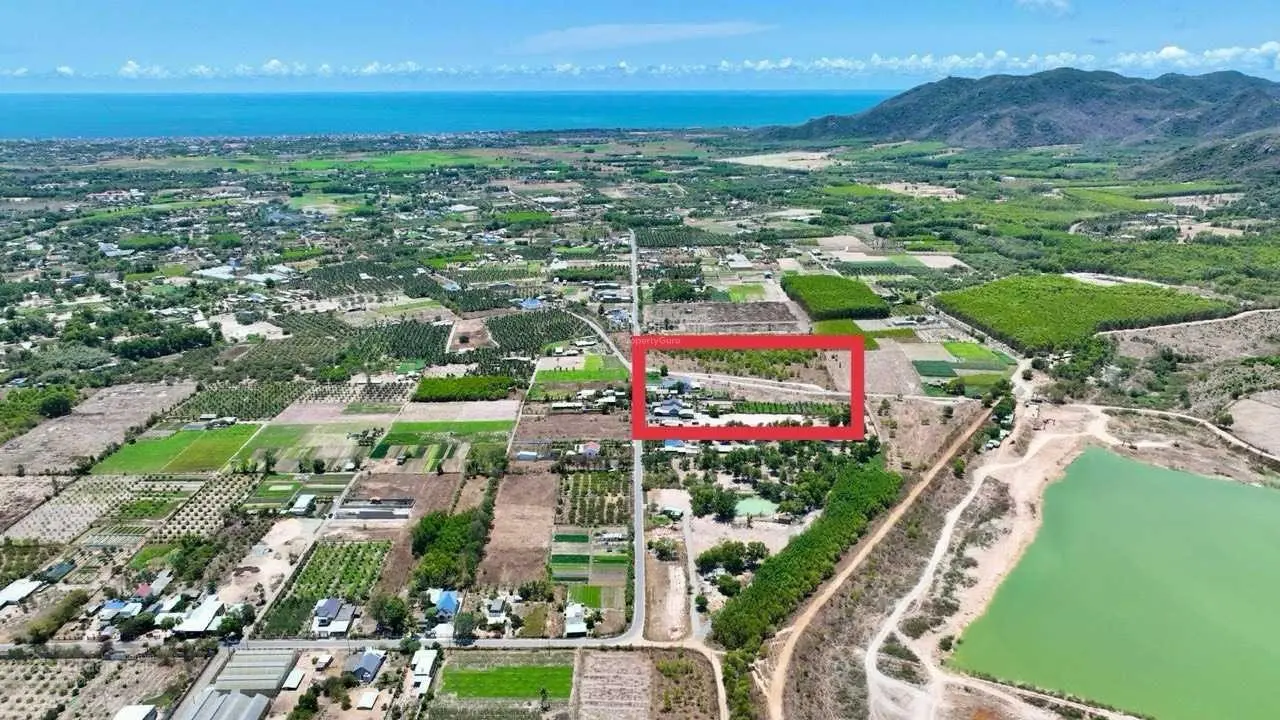 Long Mỹ - ngay hồ Bút Thiền - Tỉnh Lộ 44B vô 1km Lô góc 10x22m - 212m2 - 80m2 TC
