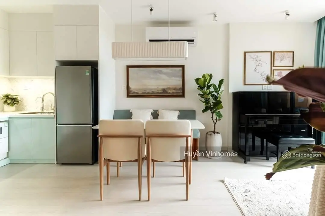 Chính chủ bán gấp căn hộ 2N2VS 68m2 giá 2,6 tỷ tặng full nội thất Vinhomes Ocean Park