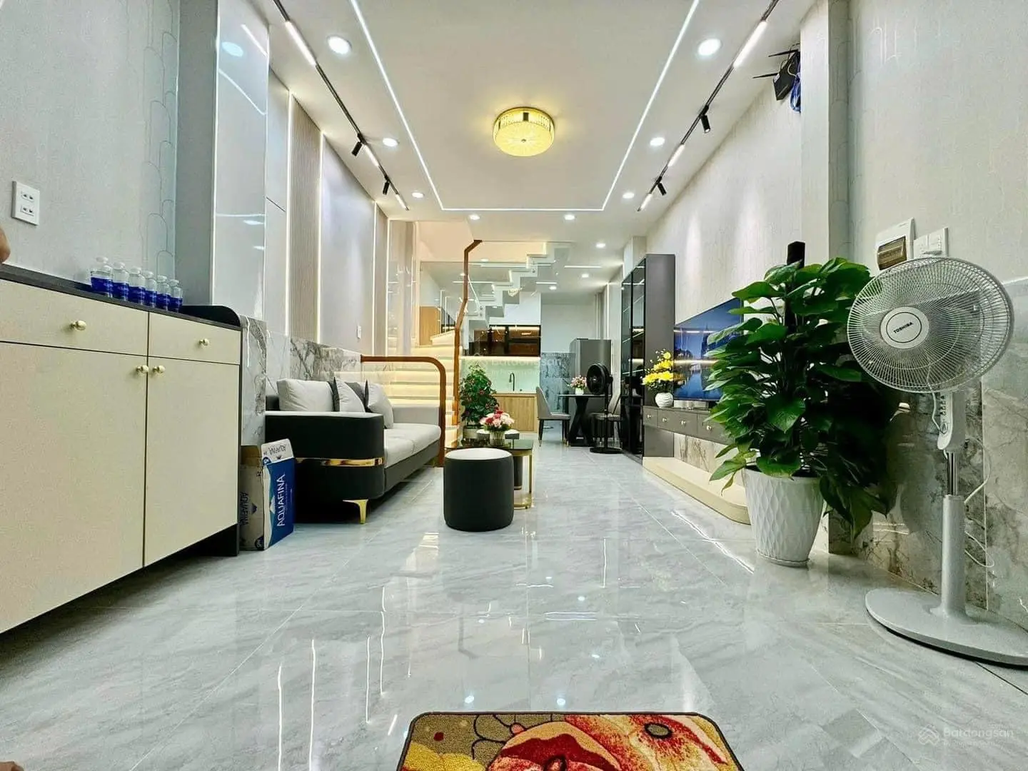 Cần bán gấp nhà Nguyễn Thái Bình, p12, Tân Bình. Giá 2,52 tỷ.SHR, pháp lí chuẩn
