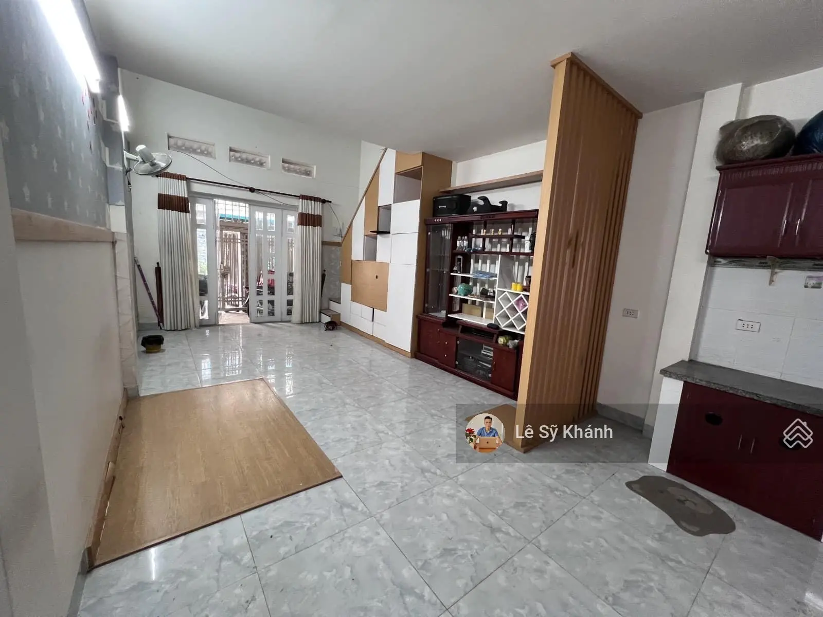 Sát Phạm Văn Đồng 52m2 nhà 2PN đường rộng 5m xe hơi chỉ 4.5 tỷ, LH 0915.479.678