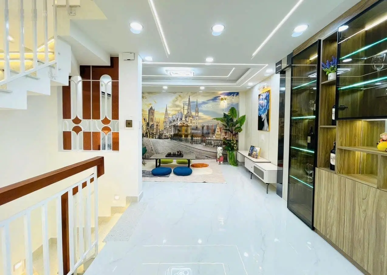Bán nhà riêng tại đường nguyễn kiệm, giá cực chất 4,25 tỷ, dt 43,46m2, 5 tầng