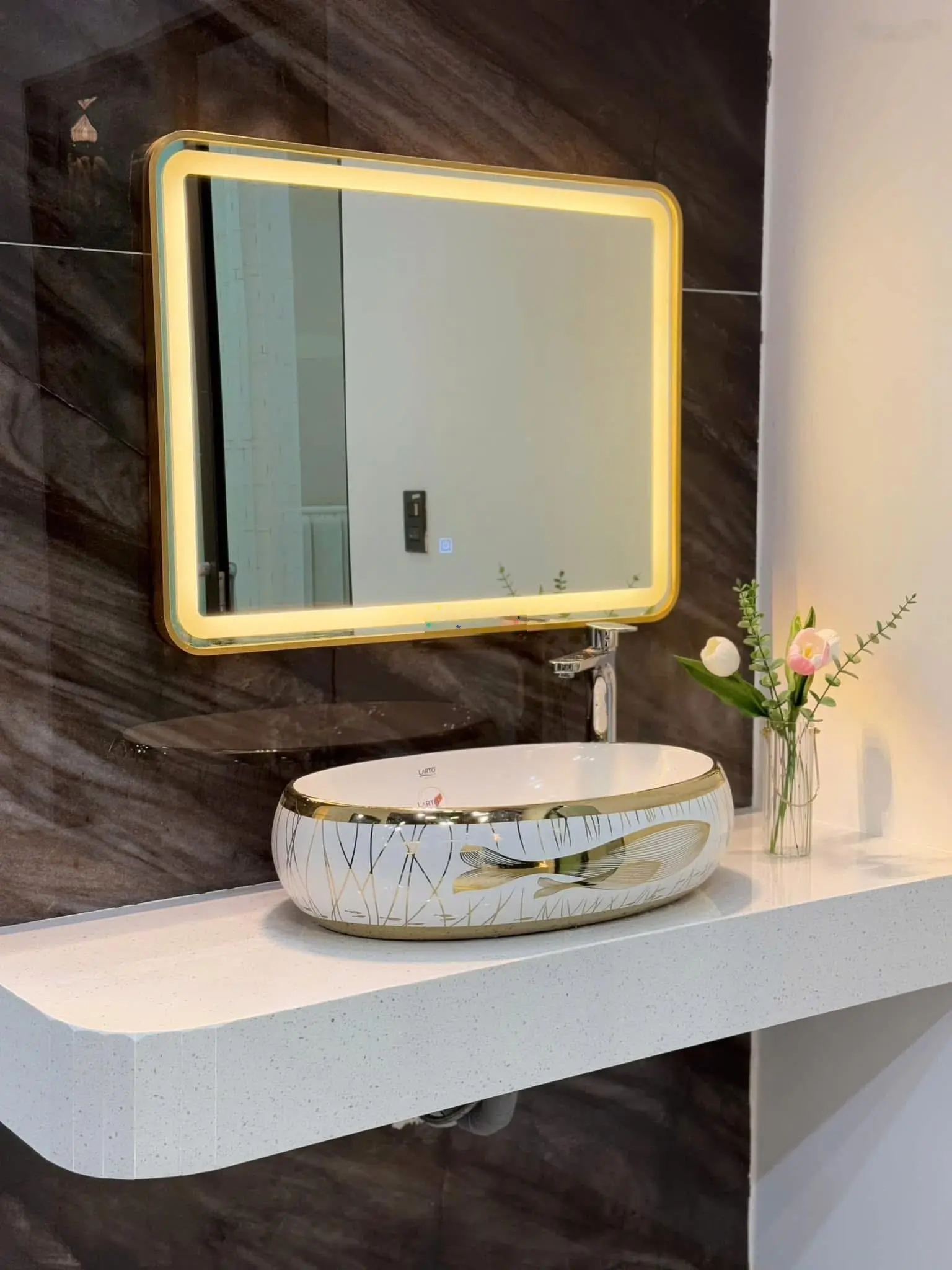 Nhà 3 tầng 3 mê full nội thất cao cấp đường 5m5 Hoà Minh 22