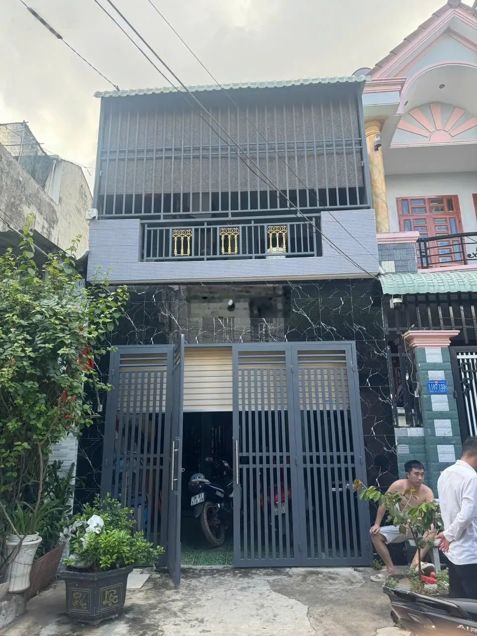 Giảm 100triệu bán căn nhà tâm huyết vừa ở vừa kinh doanh nhỏ.Ngay Bệnh Viện An Việt Tp Dĩ An