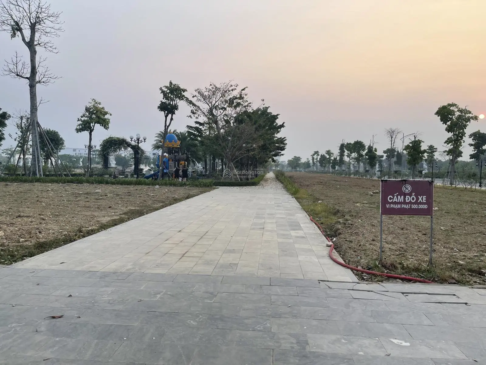 Bán nhanh căn sh mặt tiền 6m đường rộng 30m