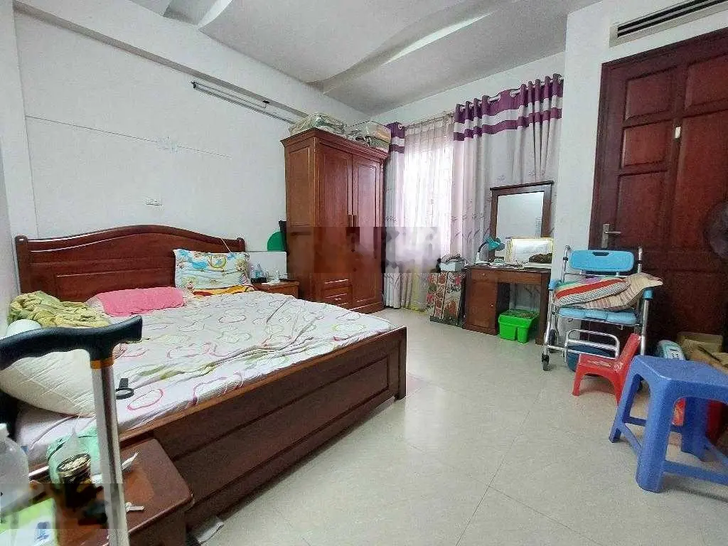 Khương Trung, ô tô vào nhà, ô chờ thang máy: 48m2, 5 tầng, mặt tiền 4m, hai thoáng. 11 tỷ