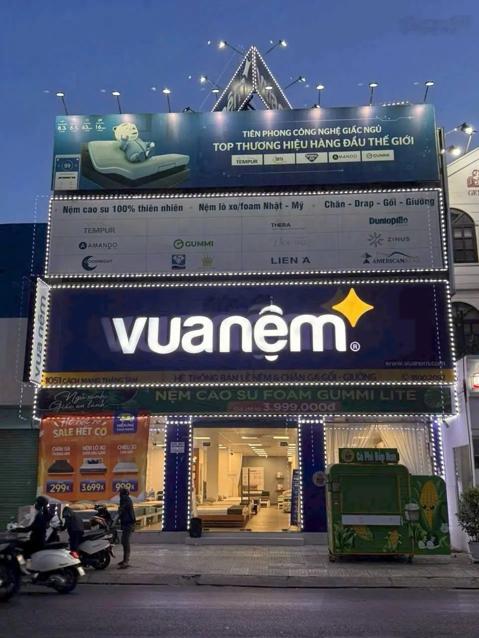 CHỦ NGỘP -BÁN GẤP!GÓC 2MT NGUYỄN XÍ (2 CHIỀU)-DT 10X25M - 2 TẦNG-HDT:180 TRIỆU-CHỈ 45 TỶ