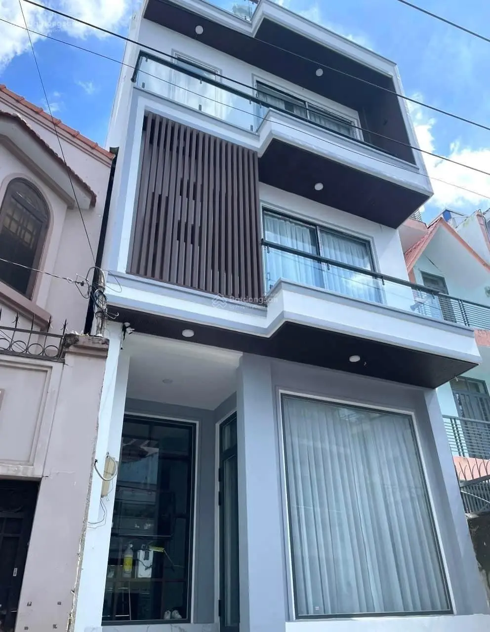 Tôi cần bán nhà MTH đường Luỹ Bán Bích, Tân Phú - Giá 2 tỷ 250 / 56m2 (4x14). Sổ hồng riêng. 4PN 4W
