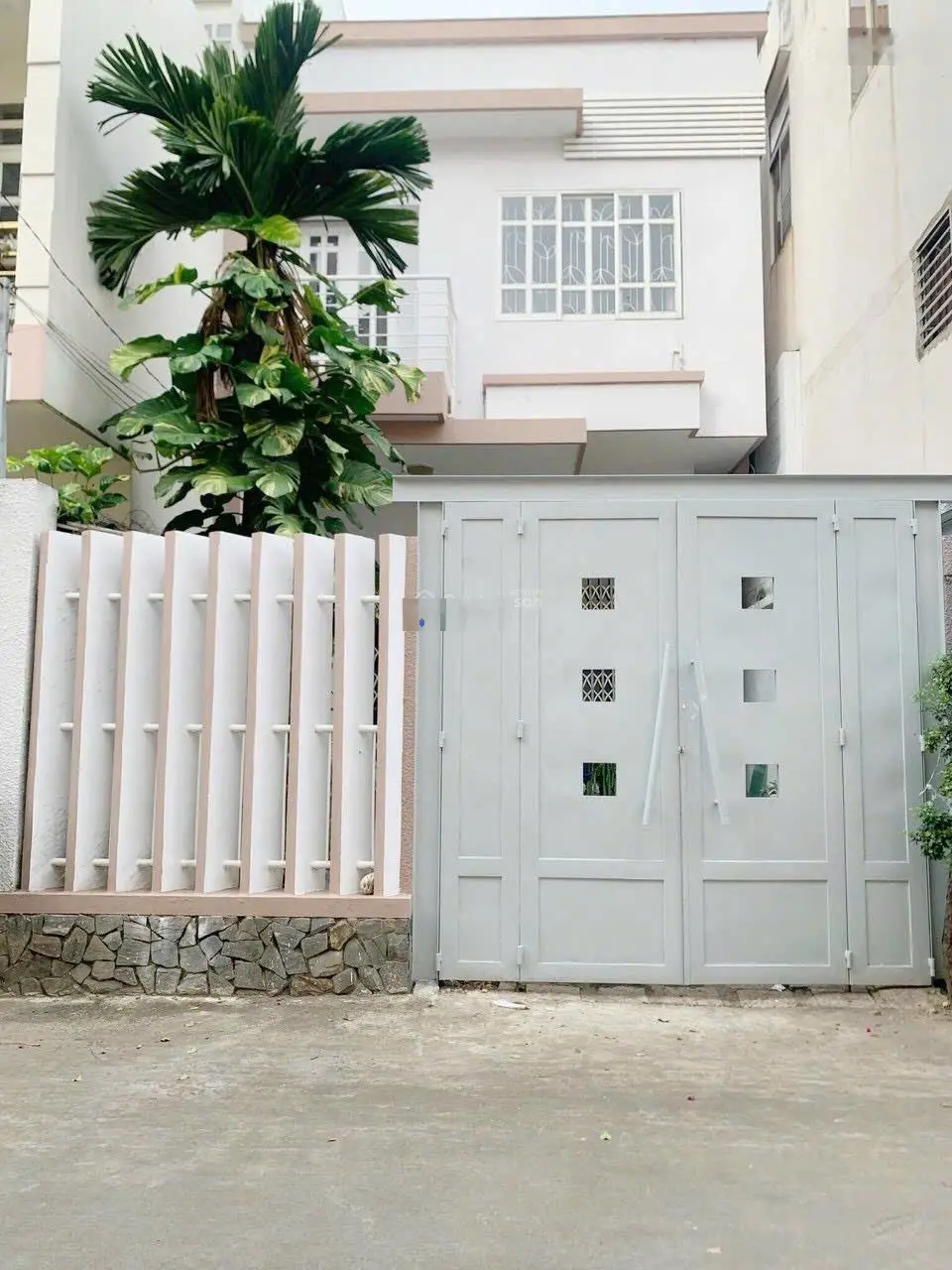 Bán căn nhà 1 trệt 2 lầu hẻm nhựa 6m có sẵn thì nhập ổn định đường Linh Đông,Phường Linh Đông,T Đức