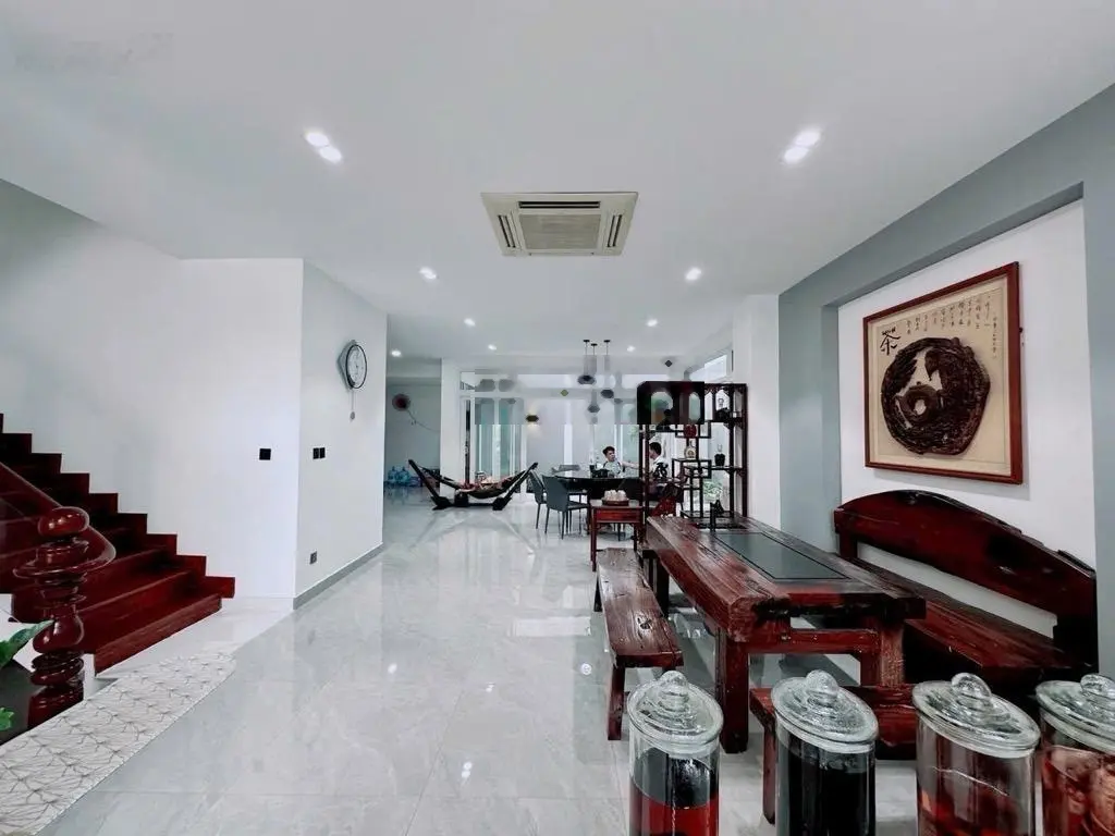 Bán biệt thự làng ĐH ABC Phước Kiển Nhà Bè - 10x25m 3T 6PN - smart home KDC VIP - tài chính 25tỷ
