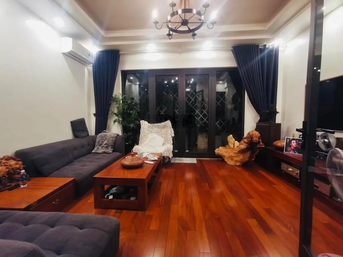 Bán nhà víp Đặng Văn Ngữ, lô góc 3 thoáng 6 tầng thang máy gần hồ ôtô đỗ cửa 50m2/6t/5.1mt 11tỷ tl
