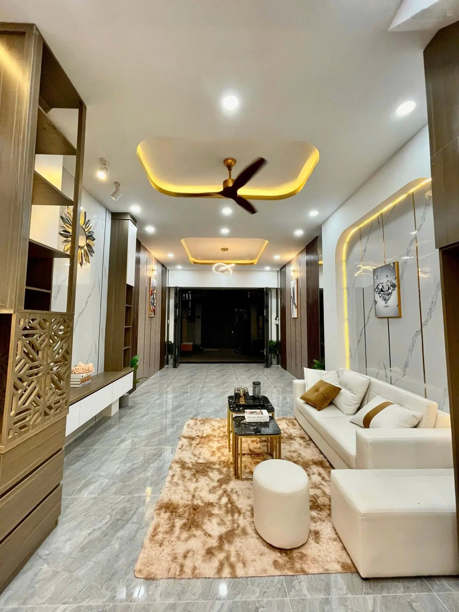 Bán nhà cực hot 7,5 tỷ, full option, xe hơi tận nơi