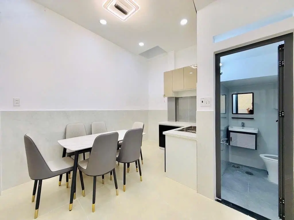 QUÁ HOT!Nhà Đẹp+62m2+4 tầng+SANG+XỊN+MỊN+4PN+Full NT Cao Cấp+Gần Lottemart+Cityland GV- Chỉ 6.4 tỷ