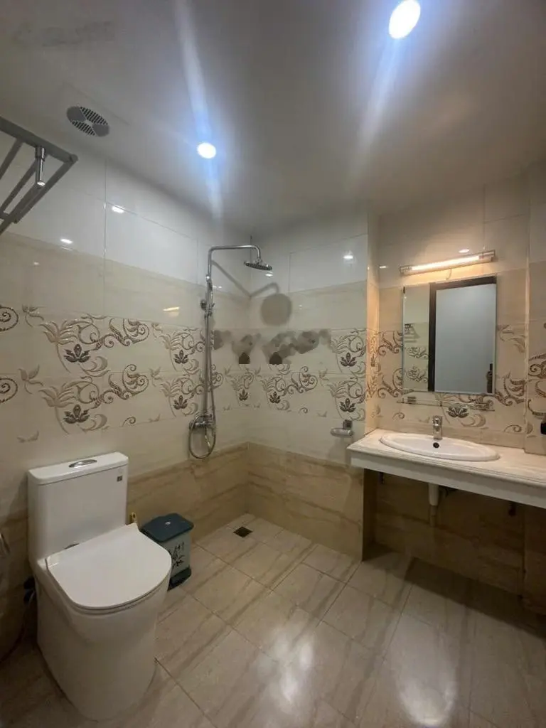 Bán nhà ngõ 462 ngọc thụy phân lô ô tô vào nhà nhà đẹp 4 tầng khu dân trí cao an sinh tuyệt vời