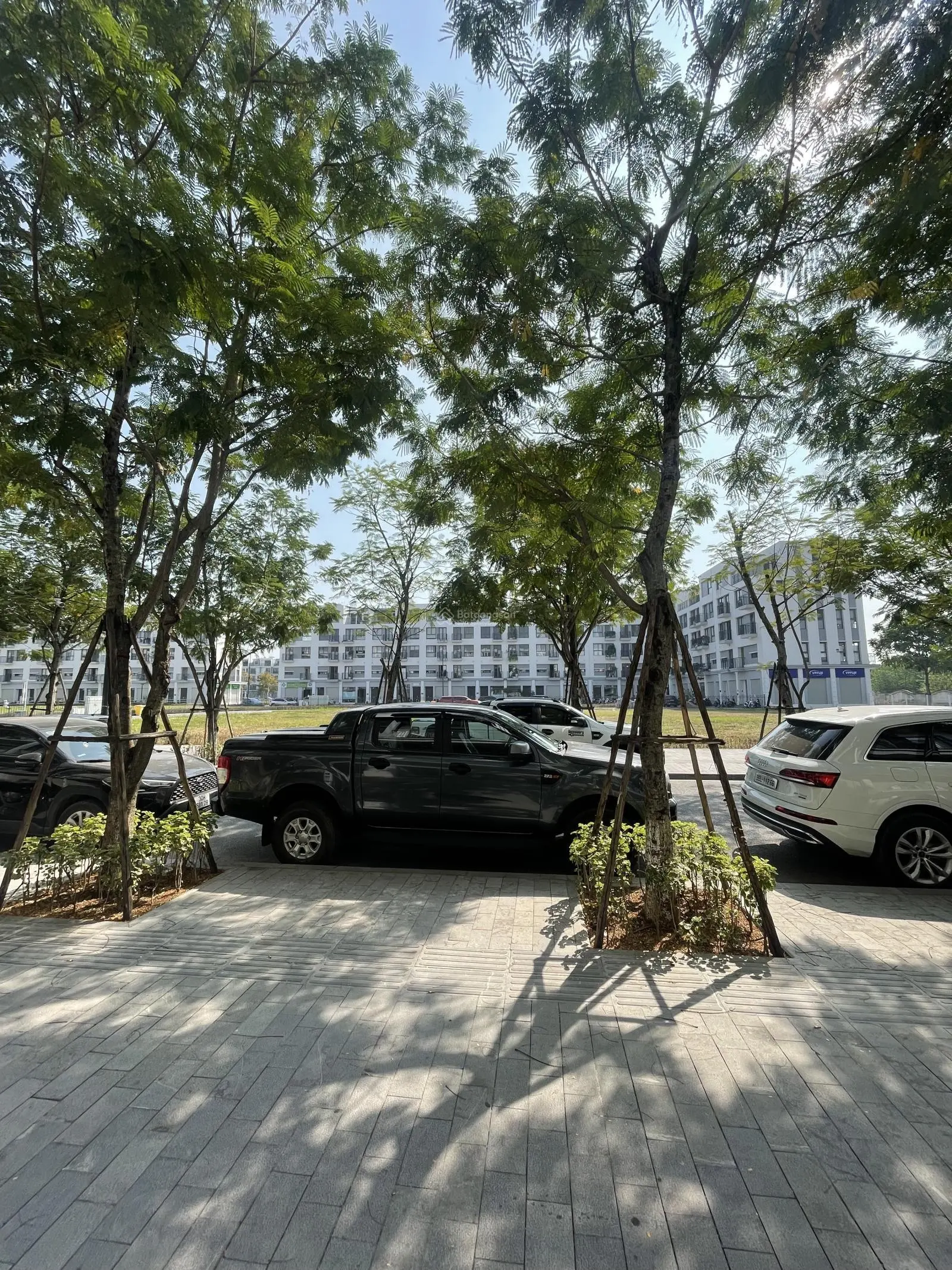 Chính chủ chuyển sang Ciputra cần bán căn LK 75m2 hướng Đông Nam, view công viên, 24,5 tỷ