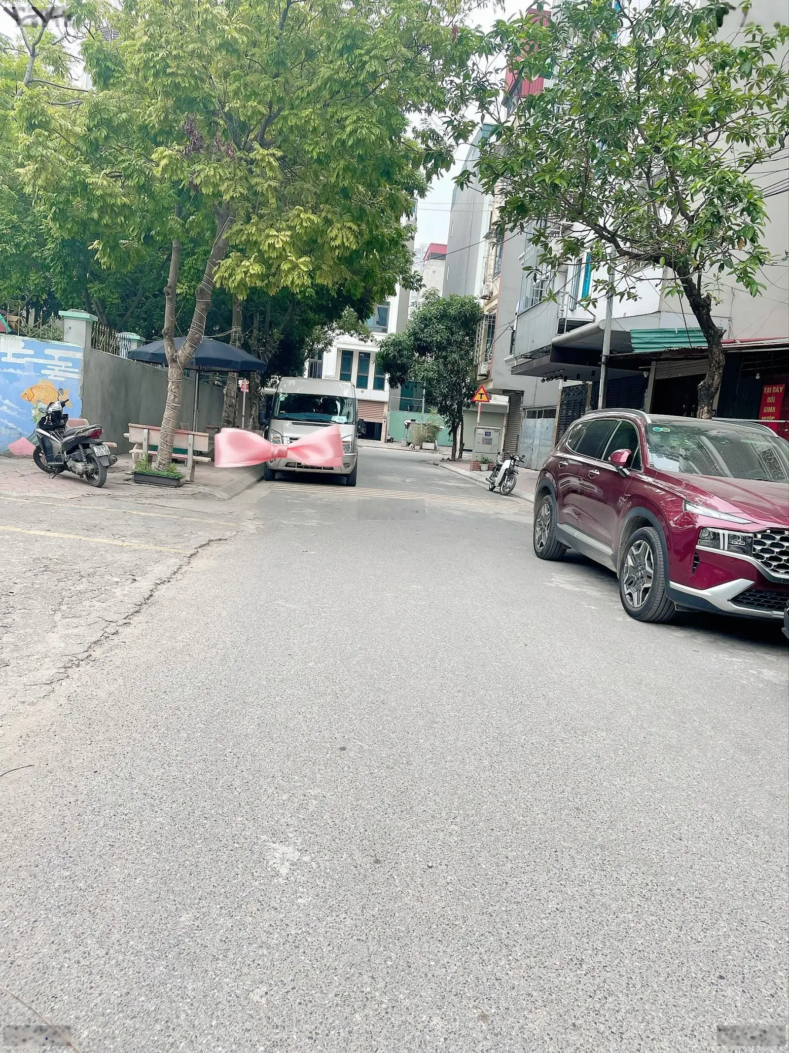 Chủ cần tiên bán gấp - TĐC Phú Diễn, 43m2, nhỉnh 11 đồng, vỉa hè ô tô tránh, xây CCMN tuyệt vời