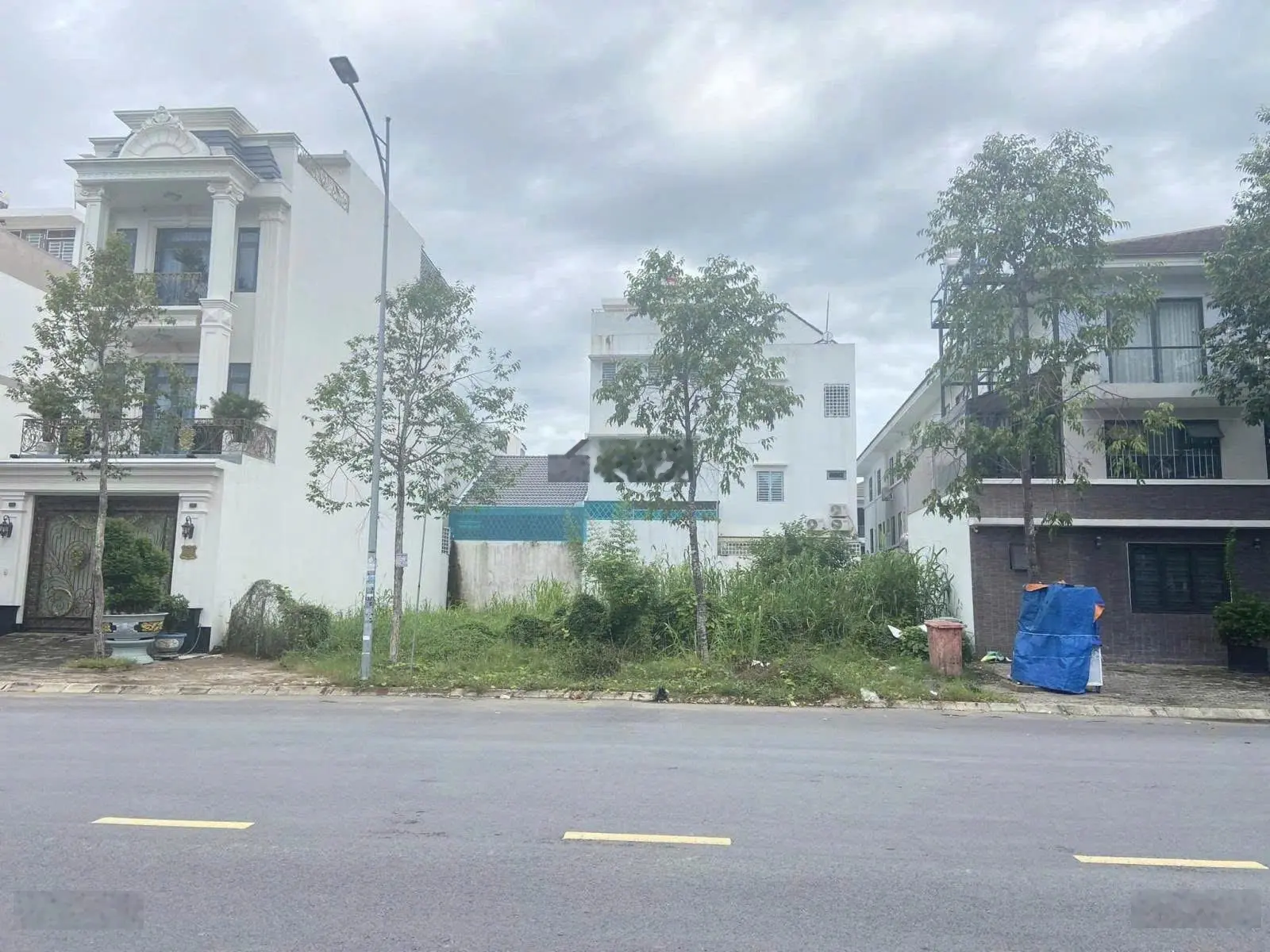 Bán nhanh đất 120m2/800tr SHR tại Trương Văn Kĩnh, Phường 1, Trà Vinh gần Chợ Phường 1