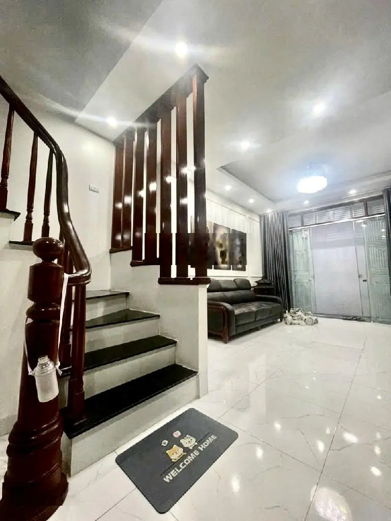 Bán nhà Thanh Bình Mỗ Lao, ngõ nông, nhà đẹp nội thất hiện đại, chỉ hơn 5 tỷ