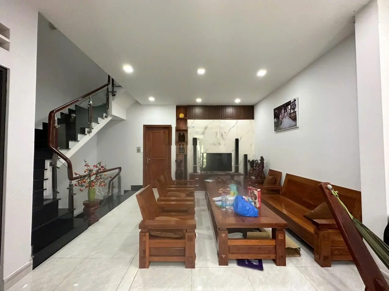 Bán nhà 6 x 16m, 3 lầu, MT đường số KDC Bình Hưng