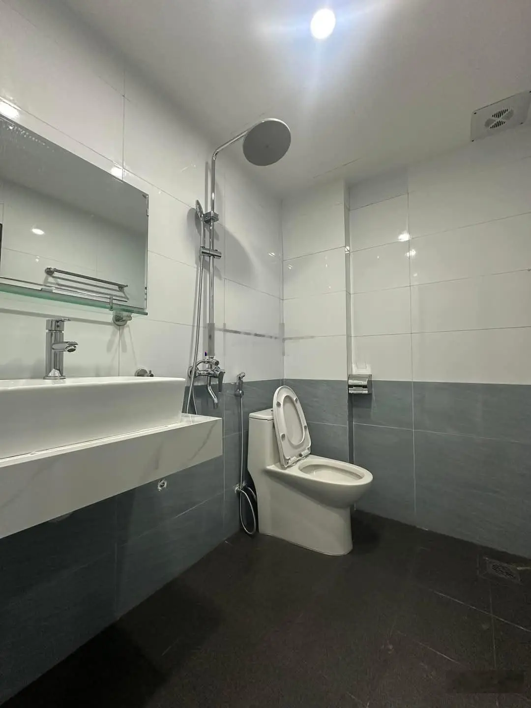 Nhà Kim Chung 38mx4 tầng, đơn lập, thiết kế hiện đại, gần KĐT Hinode giá chỉ 4,95 tỷ