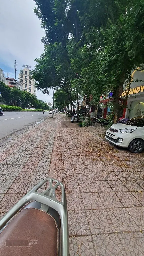 Building 200m 10 tầng mặt phố nguyễn văn cừ, long biên