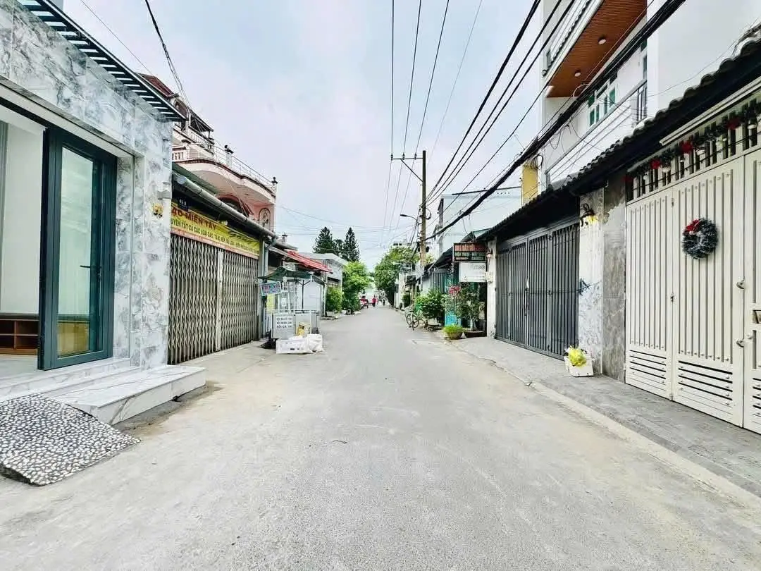 Bán nhanh bán gấp giá siêu ưu đãi Bến Vân Đồn Q4, giá TT gần chợ, siêu thị LH 0902958672