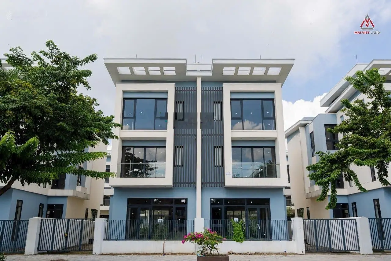 Bán căn Biệt thự An Quý dãy F10 L10 b180m2 bc đông nam đẹp nhất Dương Nội giá 36 tỷ sẵn nhà ở ngay