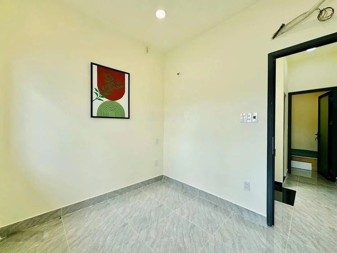 Nhà riêng 3PN, 3WC, 80m2, giá 2 tỷ 700tr, tại đường An Phú Tây, Bình Chánh, SHR, hỗ trợ vay NH