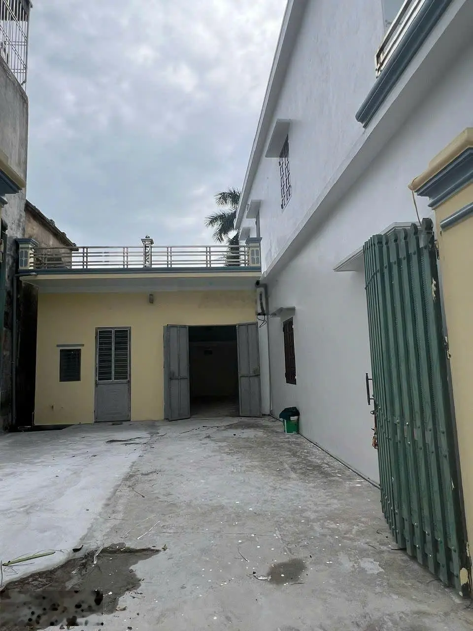 Cần mở rộng mô hình kinh doanh gia đình cần bán 2 căn nhà liền kề ngã tư chợ thông Vũ Thư Thái Bình