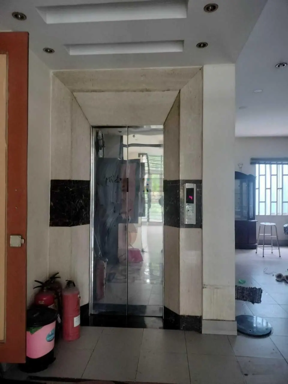 Hàng hiếm MTKD Phạm Văn Chí giáp chợ Bình Tây Quận 6, 6,5x15m 4 lầu thang máy chỉ hơn 23 tỷ