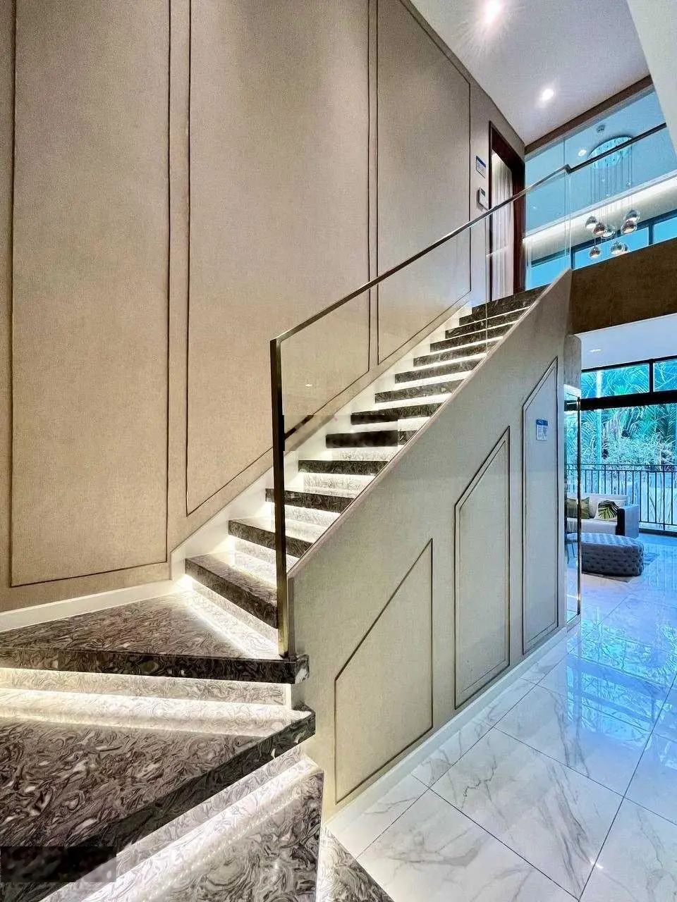 Duplex 2 tầng Infiniti Q7 Keppel Land, DT 146m2, cách Phú Mỹ Hưng chỉ 100m. Giá 9,78 tỷ all in