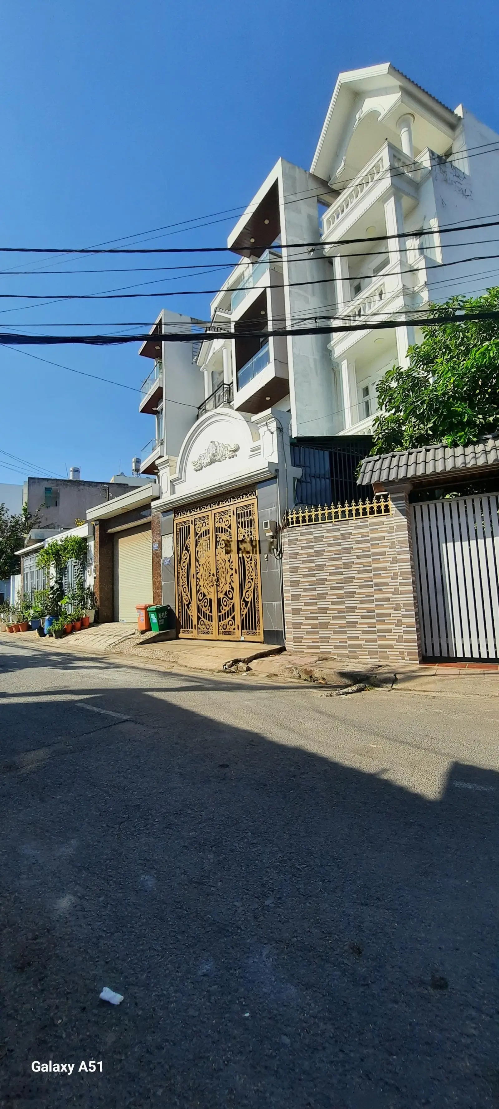Bán nhà 1 trệt 3 tầng đường 182, Tăng Nhơn Phú A, Q9