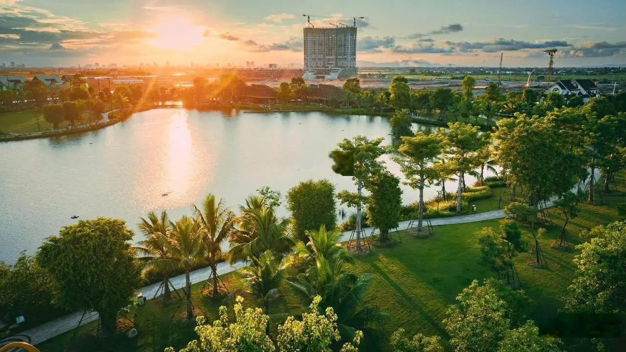 Bán shophouse view Hồ Thiên Nga tại The Plaza [HV33], Eco Central Park Vinh, 9,5 tỷ, 108m2