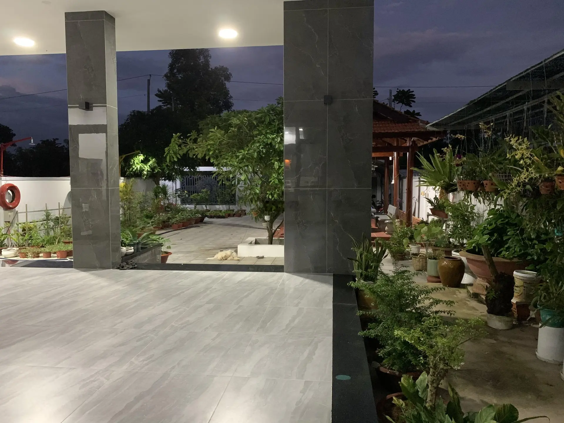 Bán căn biệt thự nhà vườn vô cùng tâm huyết của chủ nhà, không gian sống đẳng cấp