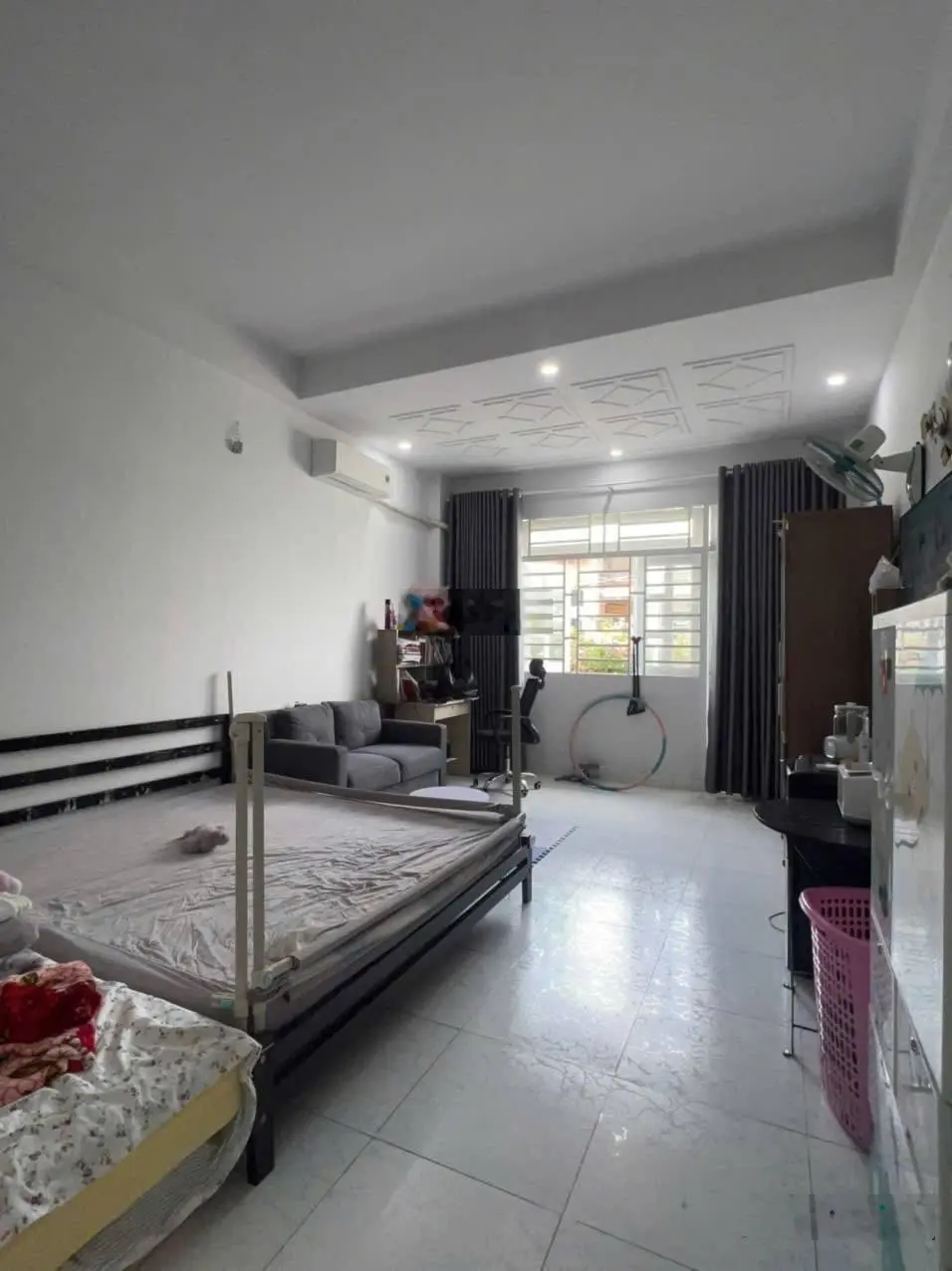 Nhà riêng sổ hồng 56m2, hẻm vào ô tô quay đầu, nhà 3 lầu, 4PN, 4WC