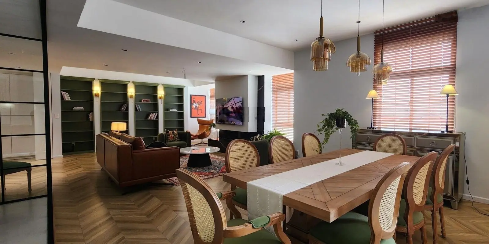 Nhà đẹp mới 100%, Penthouse Sky, 3 tầng, 257m2, view Landmark 81, nhà full nội thất đẹp xịn