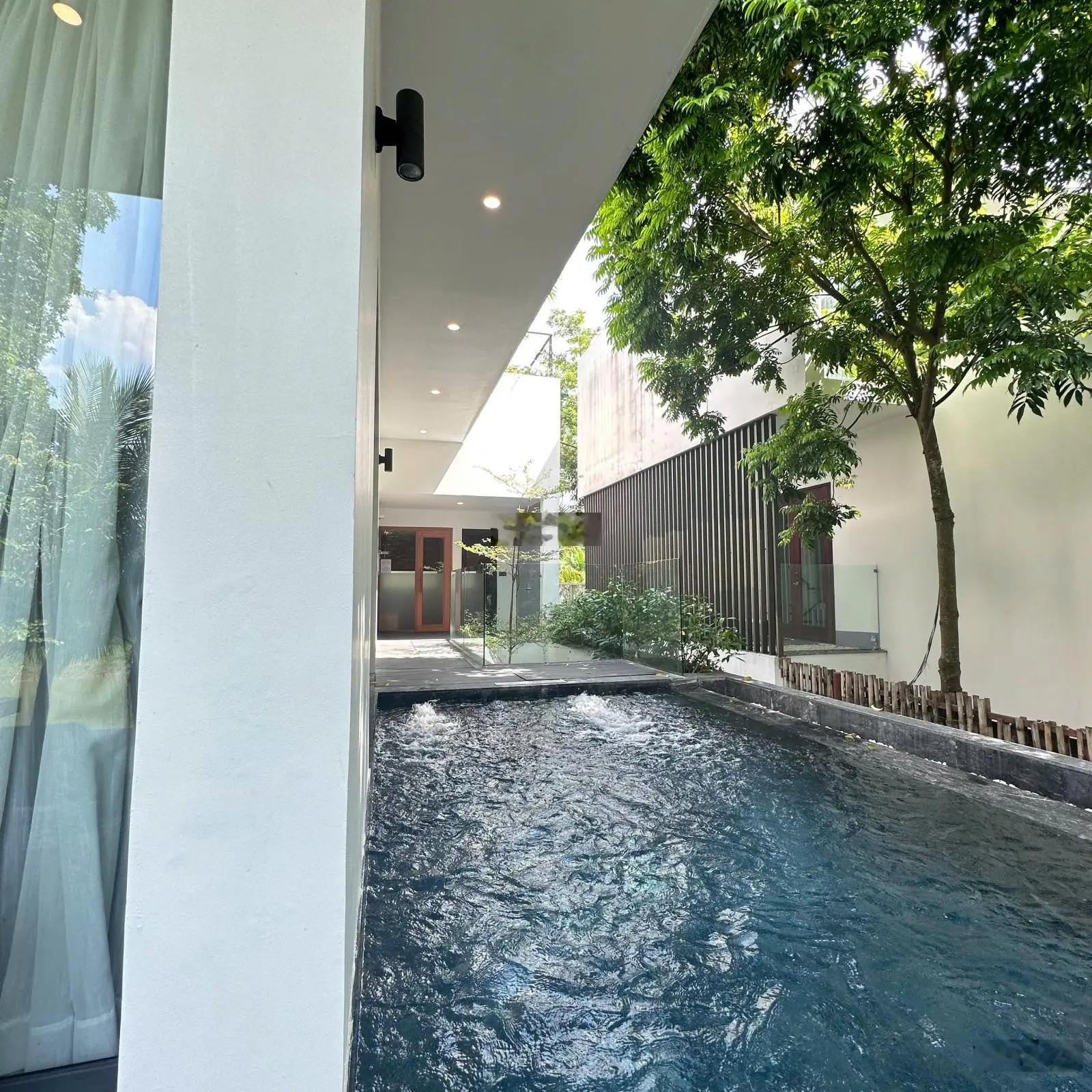 Duy nhất BT Flamingo 375m2 view hồ vị trí trung tâm 5 PN giá tốt nhất không có căn thứ hai