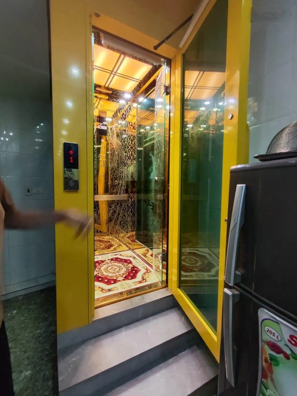 Bán Nhà Mặt Phố Lương Yên - Hai Bà Trưng, 5 Tầng Thang Máy, DT 80m2, MT 4.6m, Giá chỉ 23.5 Tỷ.