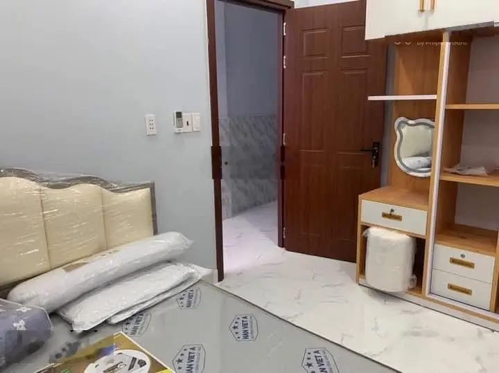 Kẹt vốn bán nhà Vĩnh Hội, P.4, Quận 4. Giá 2,26 tỷ, DT 56m2, LH Như 0766372453, hẻm xe hơi 5m