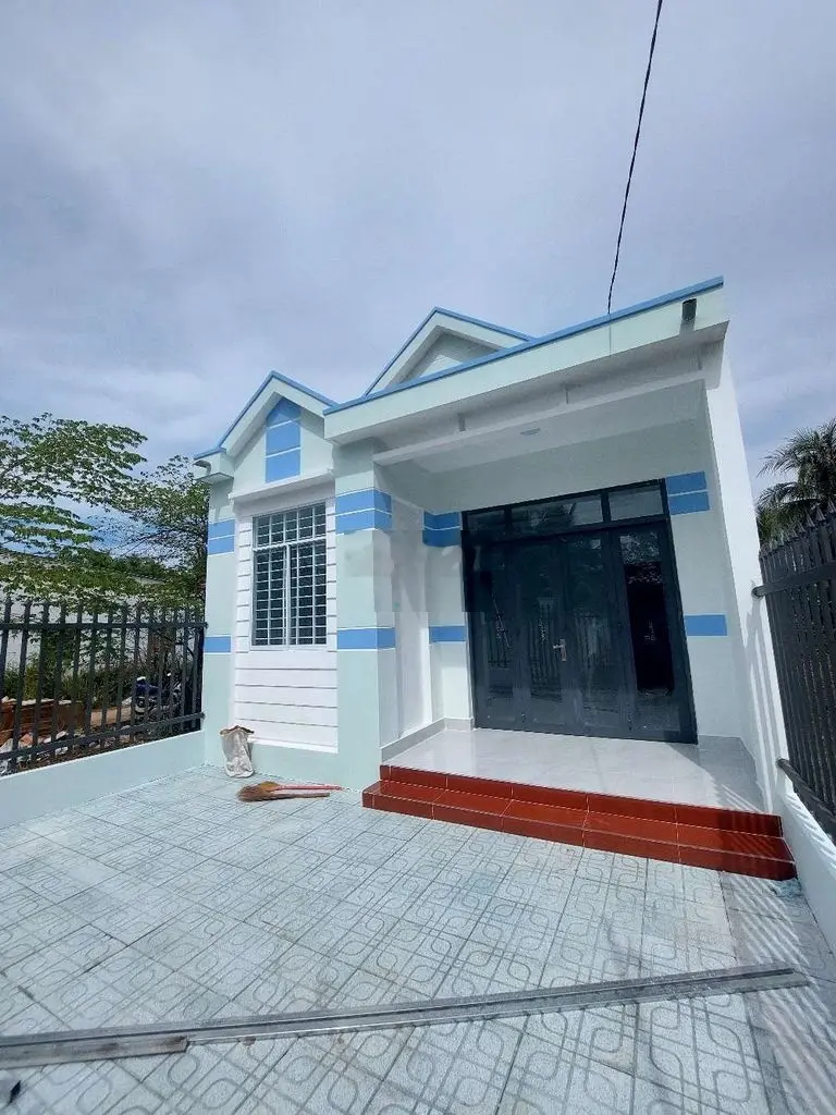 Nhà mái thái giá rẻ hoàn công chủ quyền nhà tại Phú Nhuận