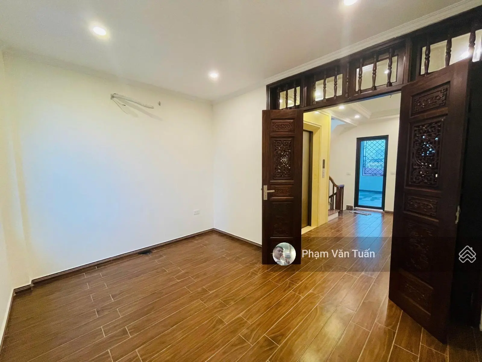 Hiếm! Nhà cực đẹp 55m2x8T thang máy. Cách phố 10m - PCCC, cạnh Lotte, Vincom phố Văn Cao, Đội Cấn.